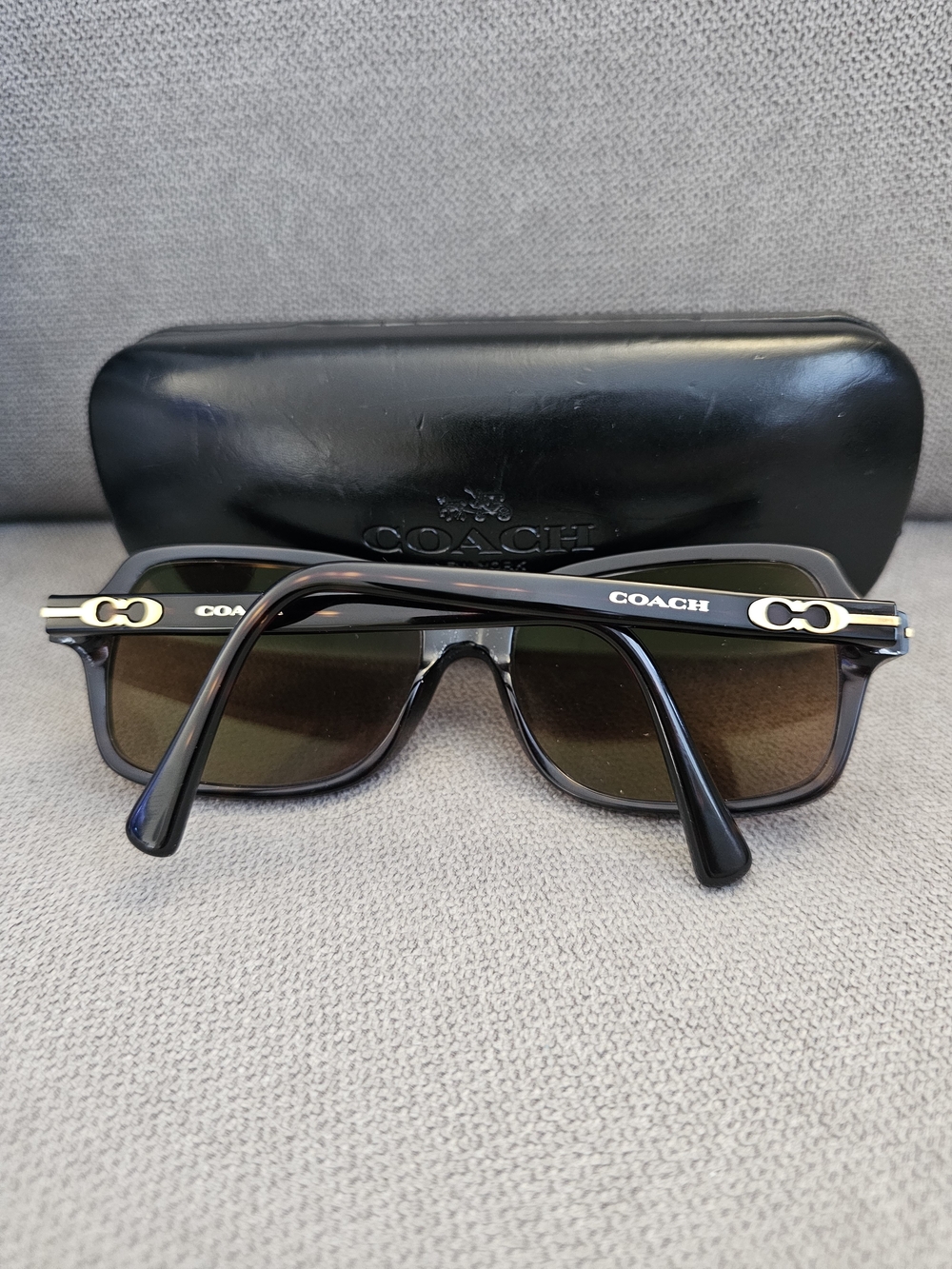 Coach HC8116 L087 BLAIR 500113 Square sunglasses in Dark Tortoise, With Case